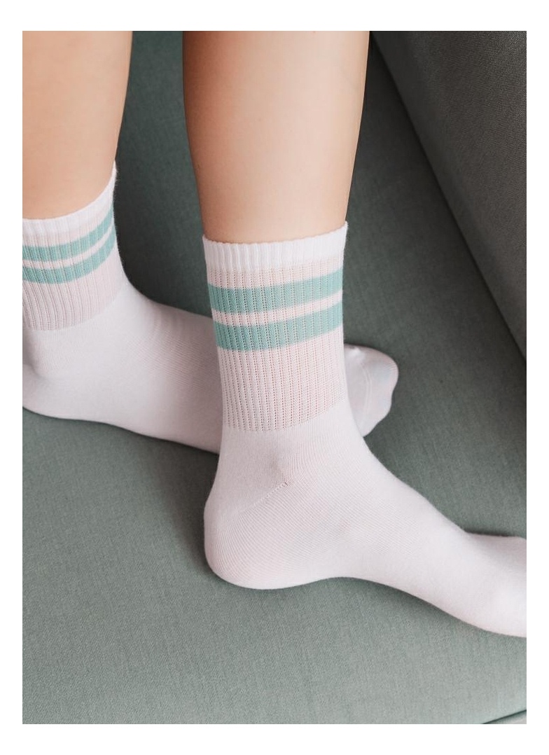 Sportovní ponožky dámské STEVEN.1026 bílá
