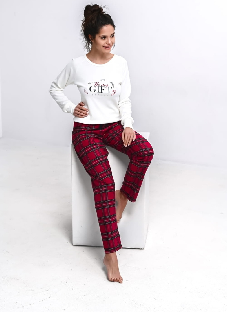 Pijama dama SENSIS.1264 crem/roșu INTERLOCK/ FLANEL