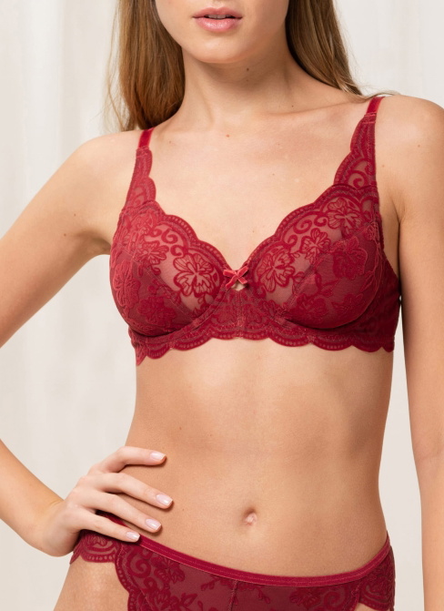 Sutien TRIUMPH AMOURETTE 300 ROCOCO W MANNISH RED