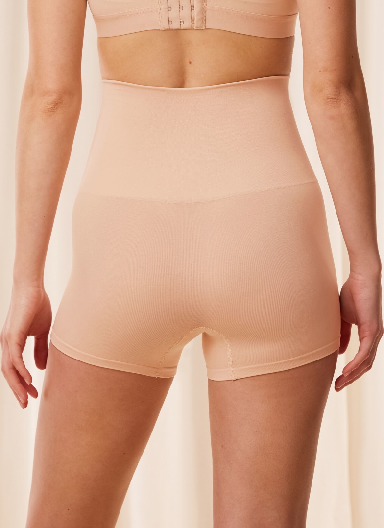 Női bugyi TRIUMPH SOFT SCULPT BANDEAU SHORT NEUTRAL BEIGE