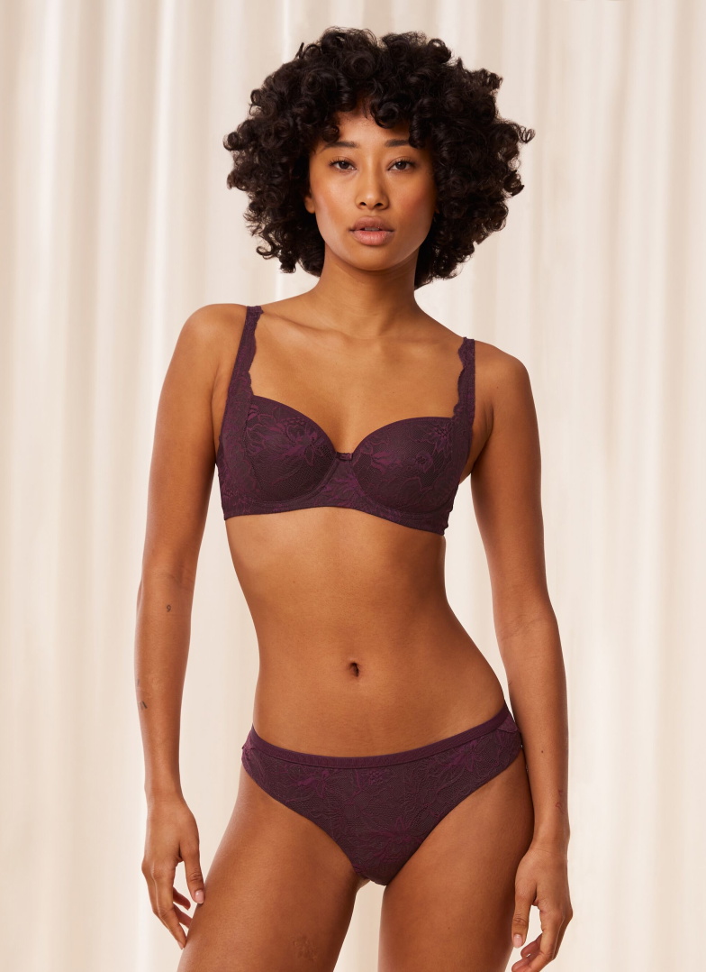 Női bugyi TRIUMPH AMOURETTE CHARM T BRAZILIAN01 DEEP burgundy