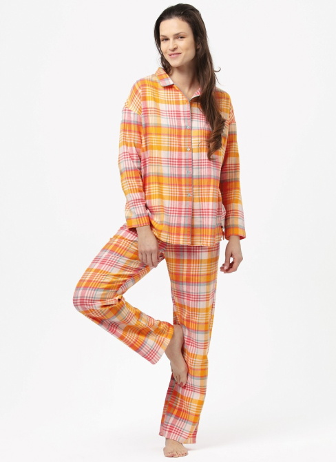 Pijama de damă cu nasturi KEY 473 caise-cocoș model FLANEL