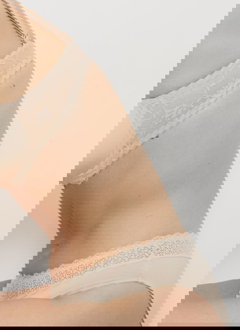 Dámské kalhotky TRIUMPH FEEL OF MODAL TAI CREAMY DREAM