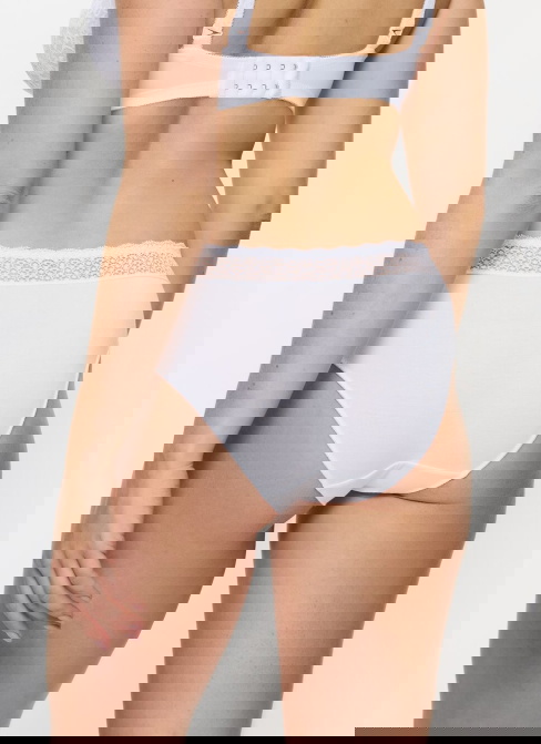 Majtki damskie Triumph Feel of Modal Tai White