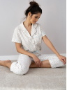 Pijama de damă cu nasturi SENSIS MARIETA alb-deschis-bej