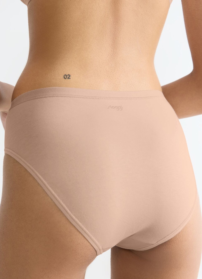 Majtki damskie sloggi GO Daily Cotton Tai 3P 00LZ - NEW BEIGE