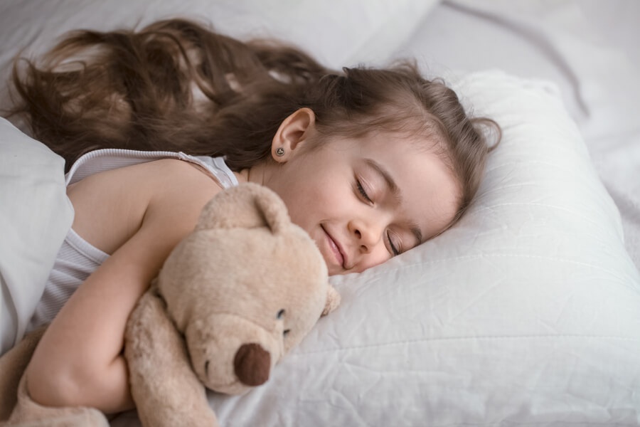 Sen dziecka - ile godzin powinno spać dziecko?